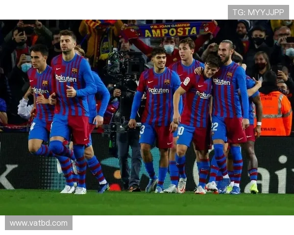 巴萨近期表现波动，体系与执行脱节问题逐步反映在比赛走势中